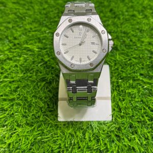 Audemars Piguet Royal Oak Date – Luxury Swiss Quartz Watch